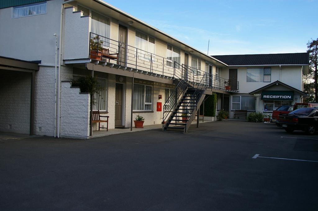 כרייסטצ'רץ' Adelphi Motel מראה חיצוני תמונה
